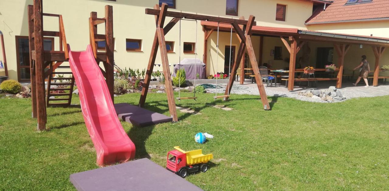Penzion Kravin Bosilec Exterior foto